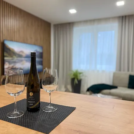 Luxury Near Prague - Garden - Parking Appartement