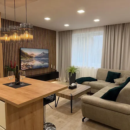 Luxury Near Prague - Garden - Parking Appartement