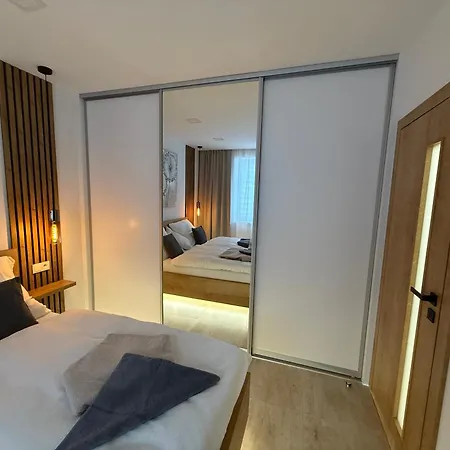 Appartement Luxury Near Prague - Garden - Parking