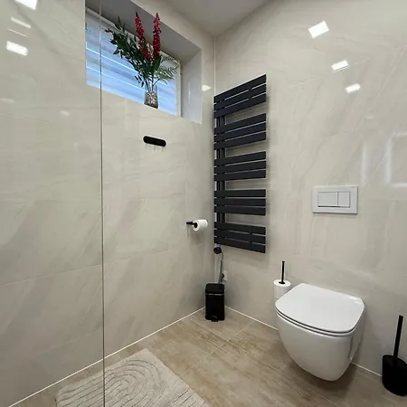 Luxury Near Prague - Garden - Parking Appartement