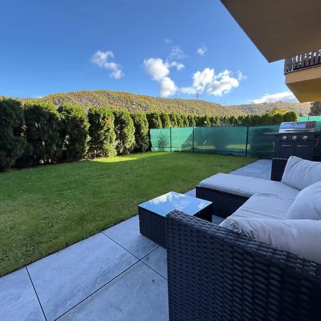 Luxury Near Prague - Garden - Parking